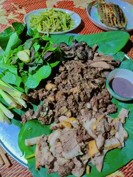 mưa gió lại thèm...🤣