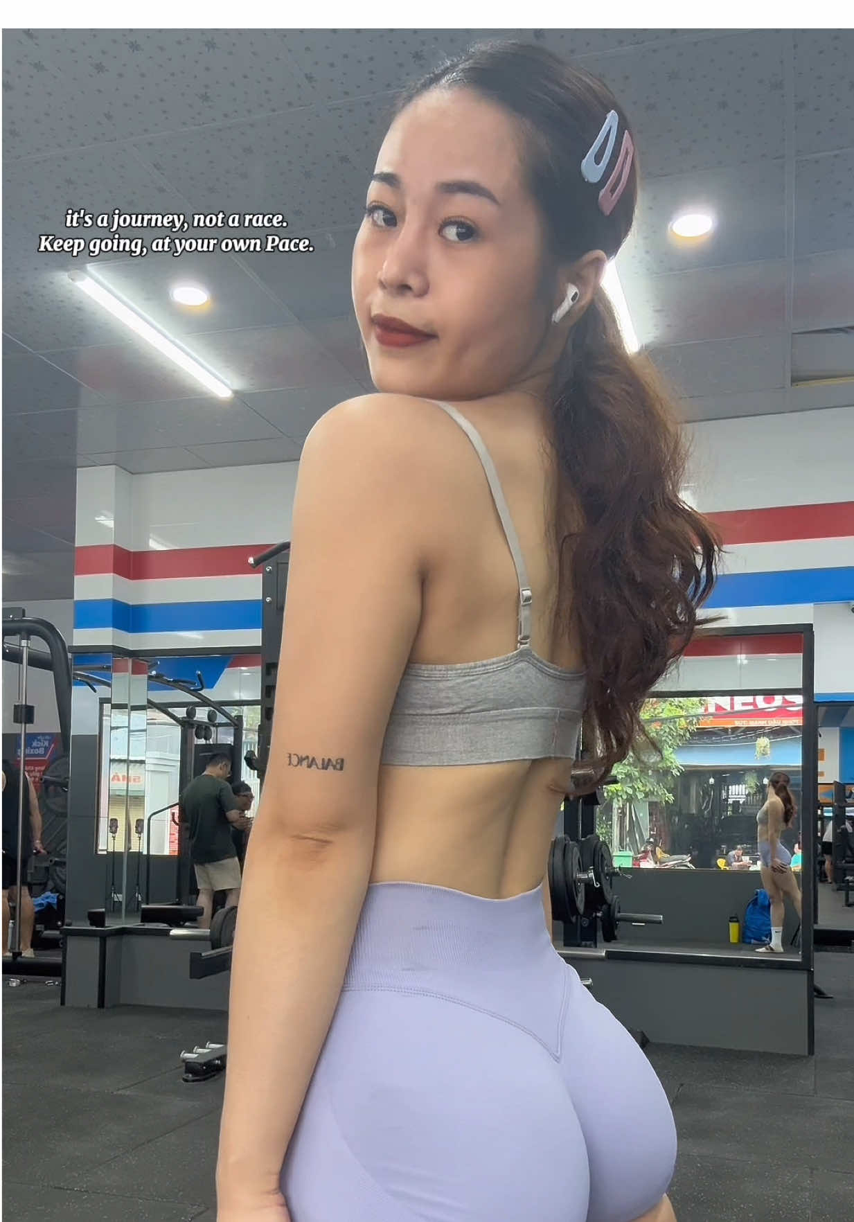 F r i d a y💜💜 #capcut #xuhuong #xh #trending #daily #gymgirl #fitnessgirl #GymTok #gymrat #motivation #coach 