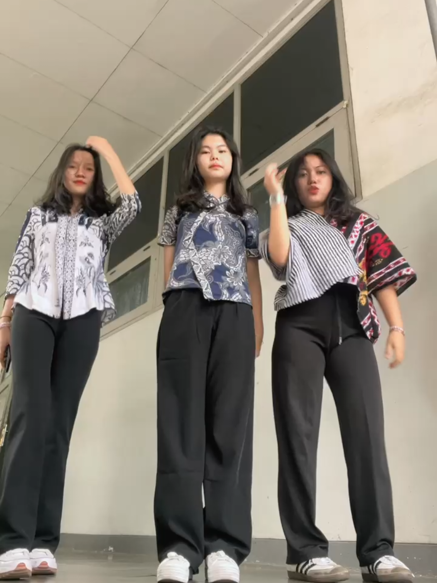 @nana @valerie #fyp #foryou #fypシ #asisigirl #footwork #timur #timurpride