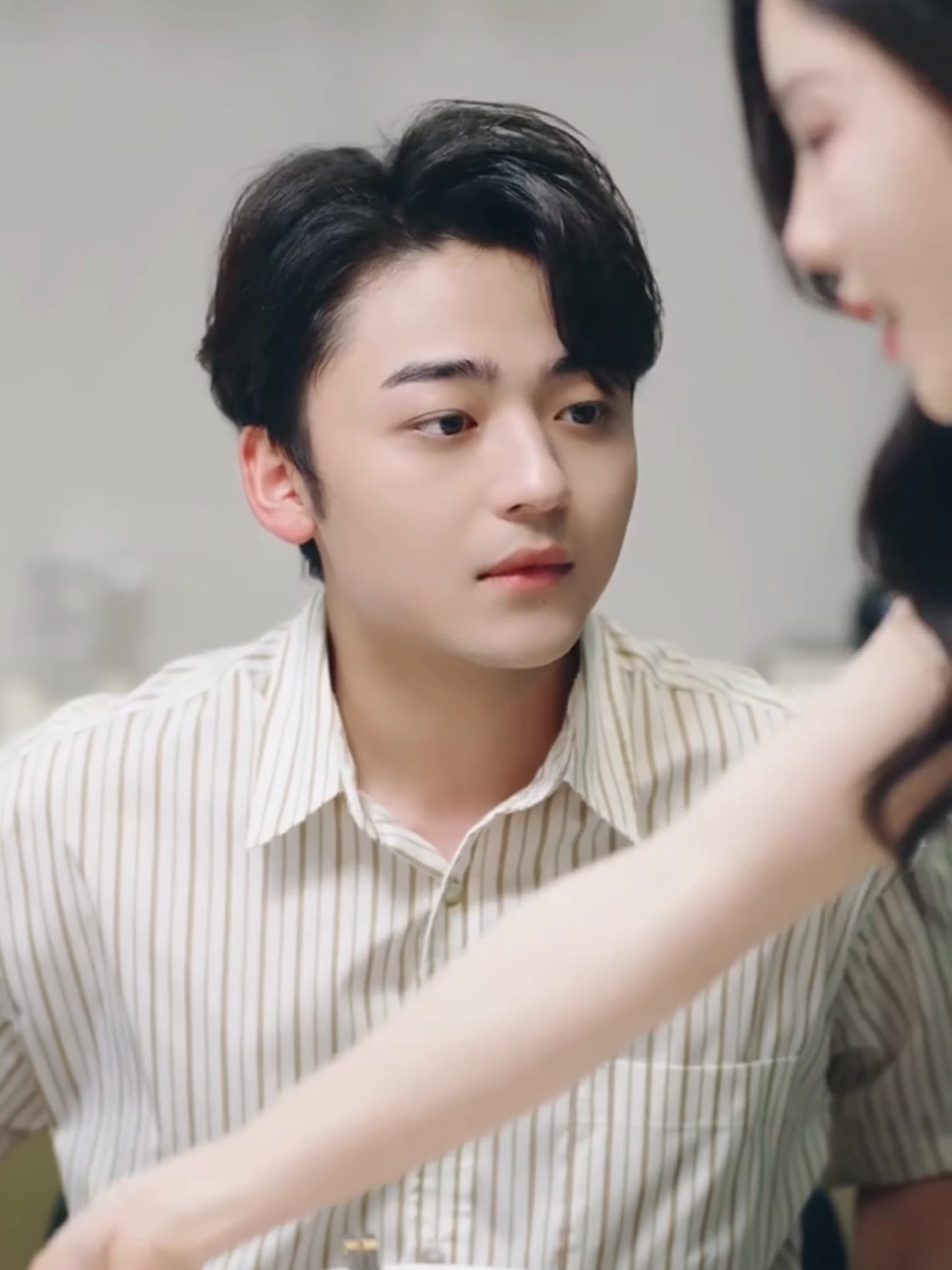 #dramaexplainedinhindi #foryou #foryoupage #cdrama #kdrama #viral #fypシ゚viral 