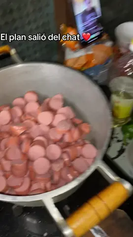 Cocinando para mi bebita ❤️ @Nadia🌷 #amigas🤝👭🥰 #recetastiktok #cocinaentiktok #viralvideos #paraguayoite🇵🇾❤️ 