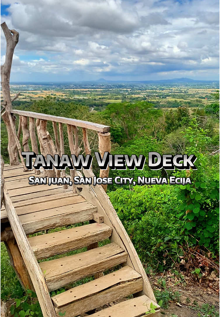 A place where you can refresh your mind. #nature #provincelife #viewdeck #mountain #sanjosecitynuevaecija 