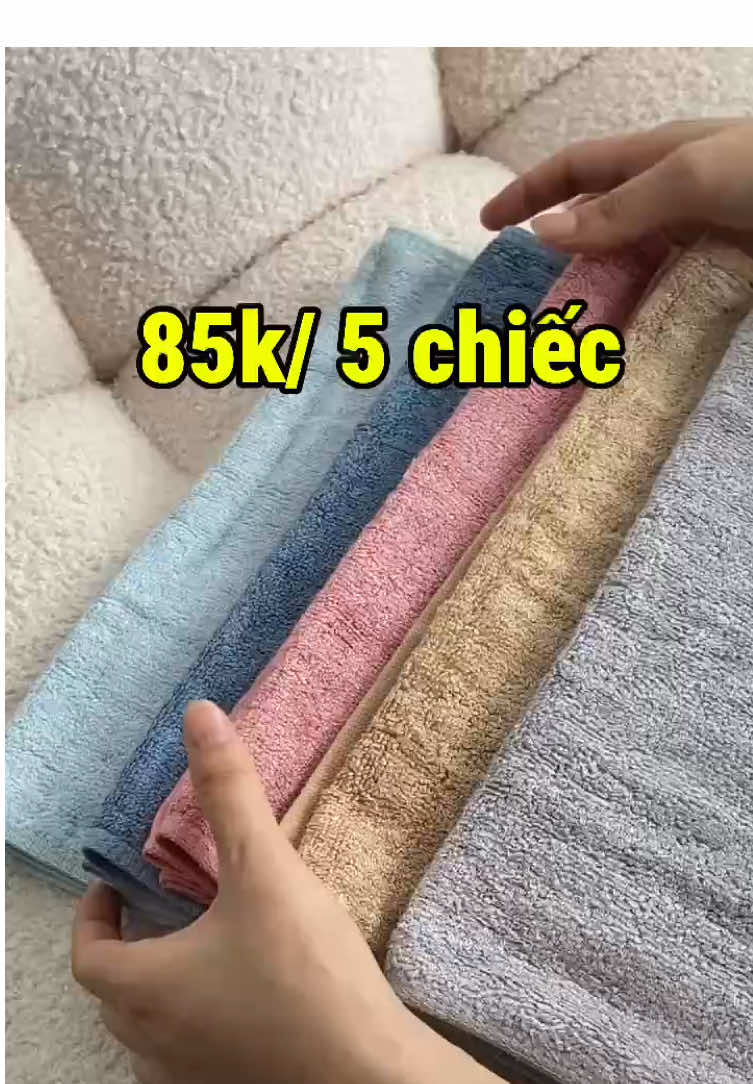 Combo 5 chiếc khăn mặt sợi than tre siêu thâm hút và mềm mịn không gây rát ra đang còn 85k, câc mom ơi mua nhanh nào #Khănminhhuong #Khănxuấtdư #KhănTắm #KhănMặt #KhănCaoCấp #KhănTắmSiêuMềm #KhănCotton #KhănSợiTre #KhănThấmHútTố t#ChămSócLànDa #DaMềmMịn #DaNhạyCảmDùngĐược #KhănKhôngXùLông #KhănAnToànChoDa