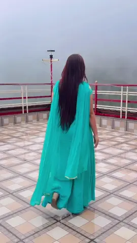 aa kahin door chale #foryoupage #trending #fyp #angelsimran🥀 