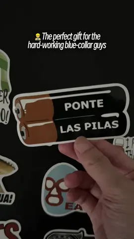 Perfectos para el lonche, la troca y el baño 😂 #VidaDeObra #LatinoVibes #StickerDrop #MemeLatino 