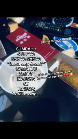mana jawabnya “ yaudah kamu aja yg masih sd aku mah udah smp “ 💔💔💔💔 #sdstory🌻 #viral #trending #livephotos #moots? #trendbaru #bismillahfyp #moots #tiktokpelitfyp #antiunfoll 