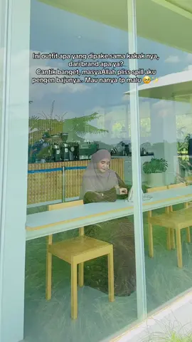 Tiktok please do your magic ✨😎 Komen dong yang pada tauuu 🤗 #outfitsyari #abaya #rekomendasioutfit #ootdhijabstyle #outfitinspo #outfitideas #tiktokdoyourmagic 