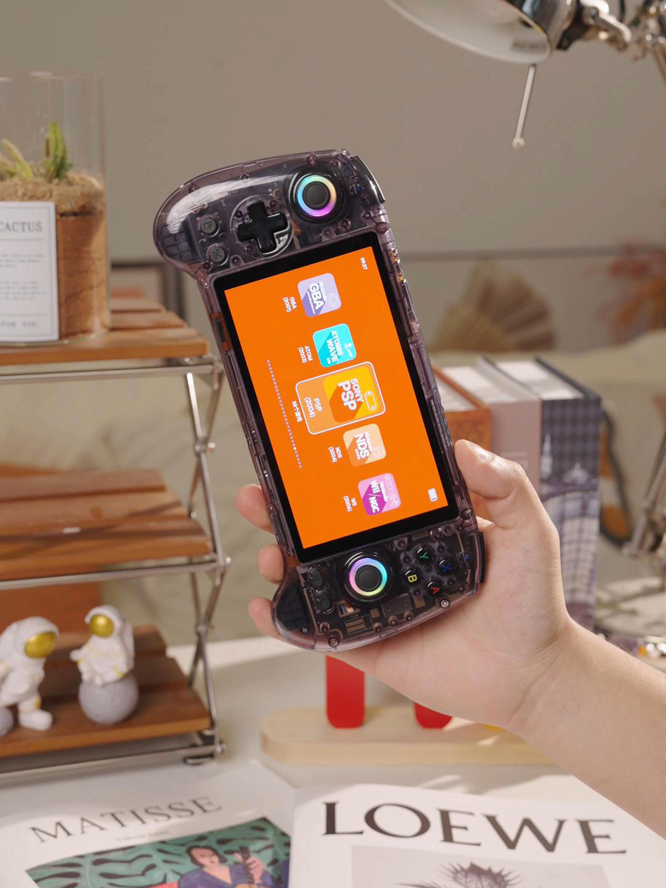 🎮 This Week’s Pick｜ANBERNIC RG 557 📱 5.48