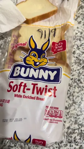 Bunny bread stays fresh for weeks. #pineapplesandwich  #loafbread #bunnybread #truesouthernaccent #alabamaaccent #southernaccent #foryou #foryoupage #typ
