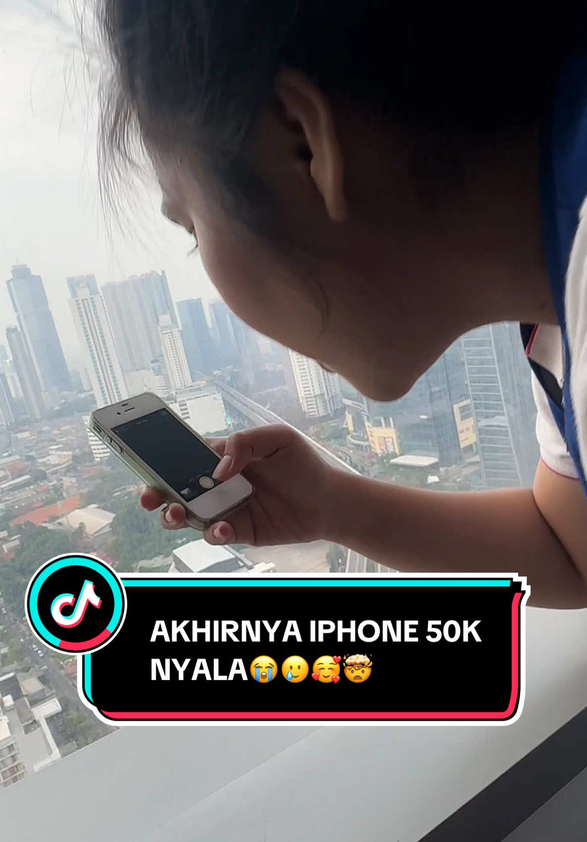 NGE BACK DOOR IPHONE 4 HASIL THRIFTING JEMBATAN ITEM🤯 SANGAT WORTH IT BELI 50K🥰 #thirfting #iphone4 #jatinegara #apple #apple 
