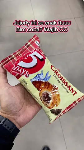 Cobain deh… #croissant #savoria #Foodie #camilan 
