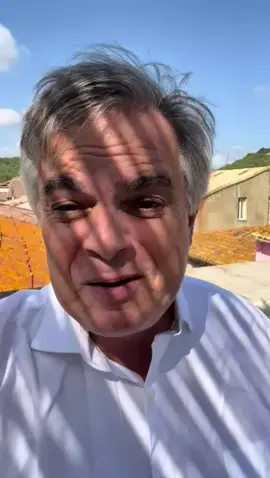 🔥 C’est parti ! Vous l’avez demandé, on l’a fait : vous pouvez adhérer à l’association Les #gueux dès maintenant ! 📄 Téléchargez votre bulletin d’adhésion sur www.lesgueux.fr 💳 Payez directement en ligne, c’est simple et rapide ! 🚗 Après les #ZFE, on s’attaque aux factures d’électricité. Rejoignez le combat et entrez dans la résistance citoyenne ! 💥 À très vite ! #AlexandreJardin 