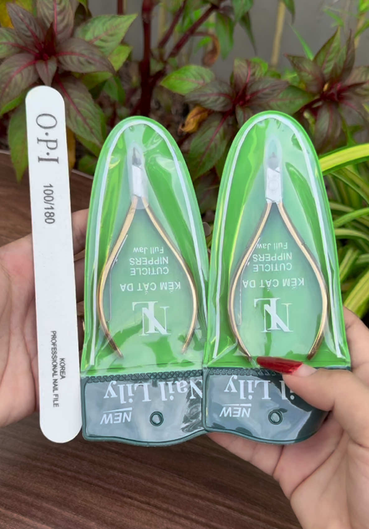 Combo 2 cây kềm làm móng cắt da vàng tặng dũa móng chỉ 118k miễn ship #emkieutaphoa #kemlammong #kemcatda #combo2kemcatdavang #kemlamnail