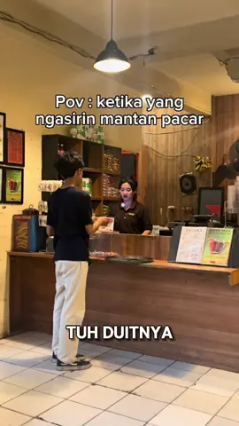 kok jadi canggung gitu si 😂  #warkoprangers #warkop24jam #kebabrangers #foryoupage #vidiolucu #luculucuan #fyp #pov 