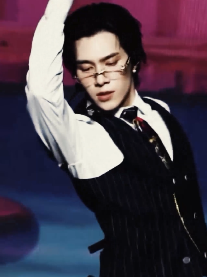 #HENDERY | oh how i missed editing him (STREAM BIG BANDS EVERYONE IT'S LITERALLY THE BEST ALBUM EVER) #nctzen #nctu #weishen_dery #fyp #kpopfyp #nct #wayv #plsdontflop #hendery #edit #xyzabc #wayvedit 