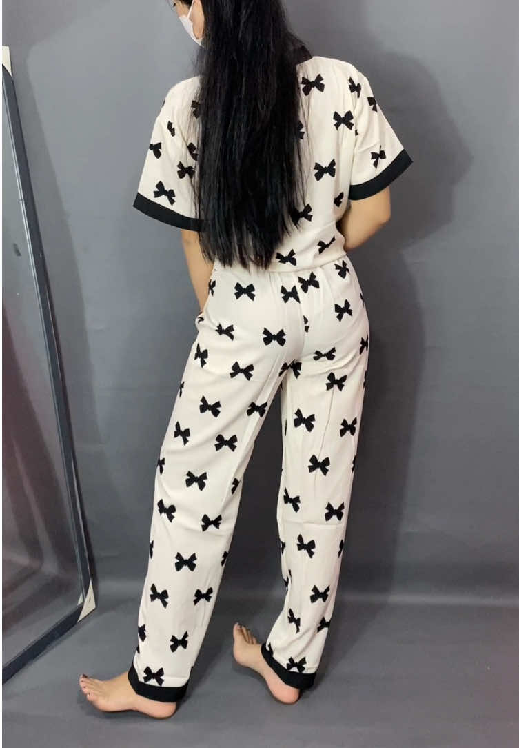 Piyama nya restok lagi nih beb, buruan co sebelum kehabisan stok , karna stok nya ga banyak beb✨🫶🏻💖#piyama #emilypiyama #piyamalucu #bajutidur 