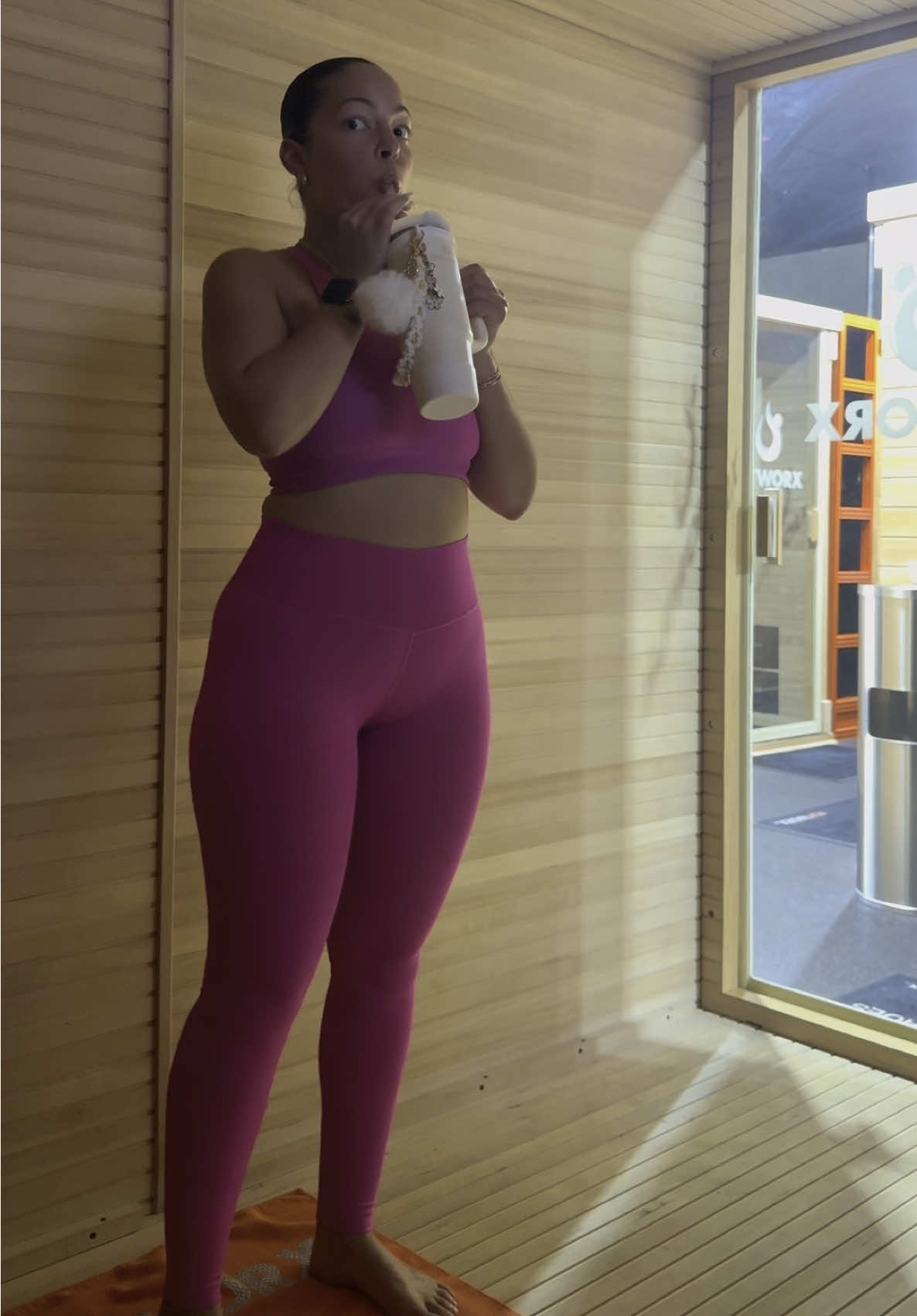 Me vs. the heat… And baby, I barely made it out alive 😂🔥 But we outside glowin’. Now go take that class Sis! 