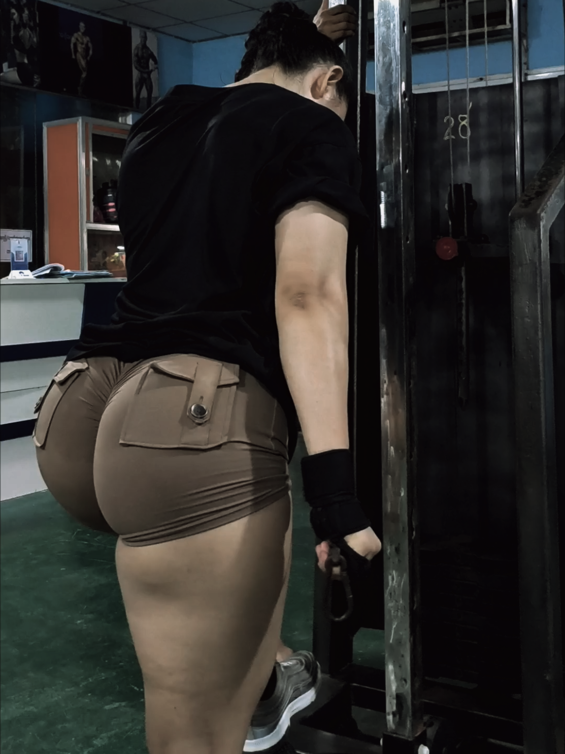 #foryou #foryoupage #fyp #gymgirl #Fitness #GymTok #viral #tiktokmyanmar 