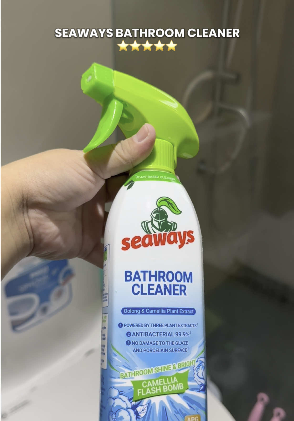 Transform Your Bathroom with Seaway Cleaner! #cleaning #homecleaning #cleaninghacks #bathroomcleaning #seaway #seawaybathroomcleaner