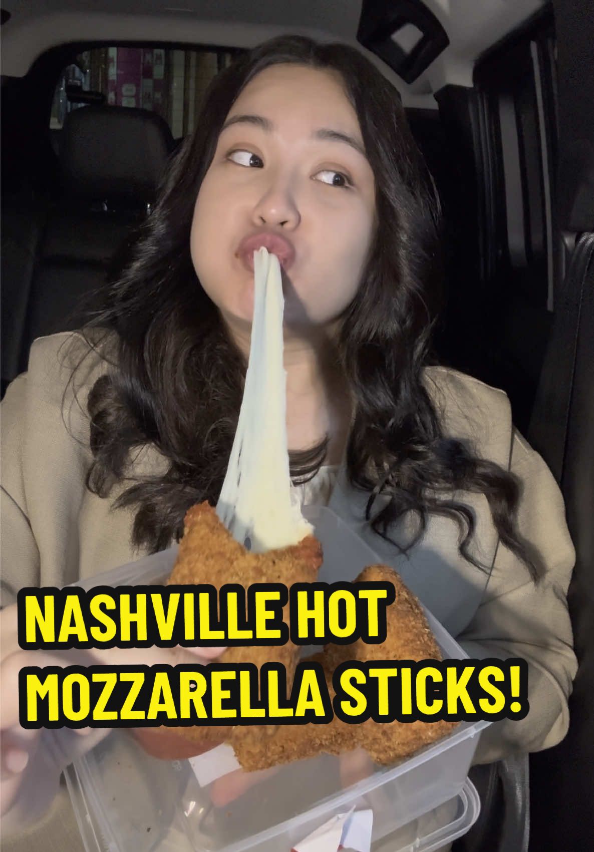 Finally it’s here ! #nashville #nashvillehotmozzarellasticks #mozzarella #mozzarellasticks #mukbang #food 
