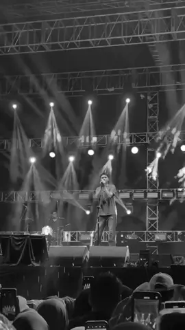 Mundur perlahan🥀 Nyoman paul- #mundurperlahan #nyomanpaul #lyrics #lirik #liriklagu #lirikmusik #galau #galaubrutal #foryoupage 