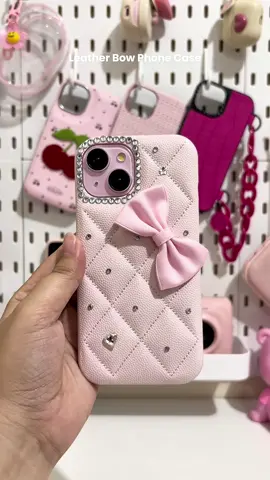 for pink lovers!! super girly case 🌸🎀 micro fiber yung inner back part ~ leather yung  outer back part #pinkphonecase #coquette #girlyphonecase #pinklover 
