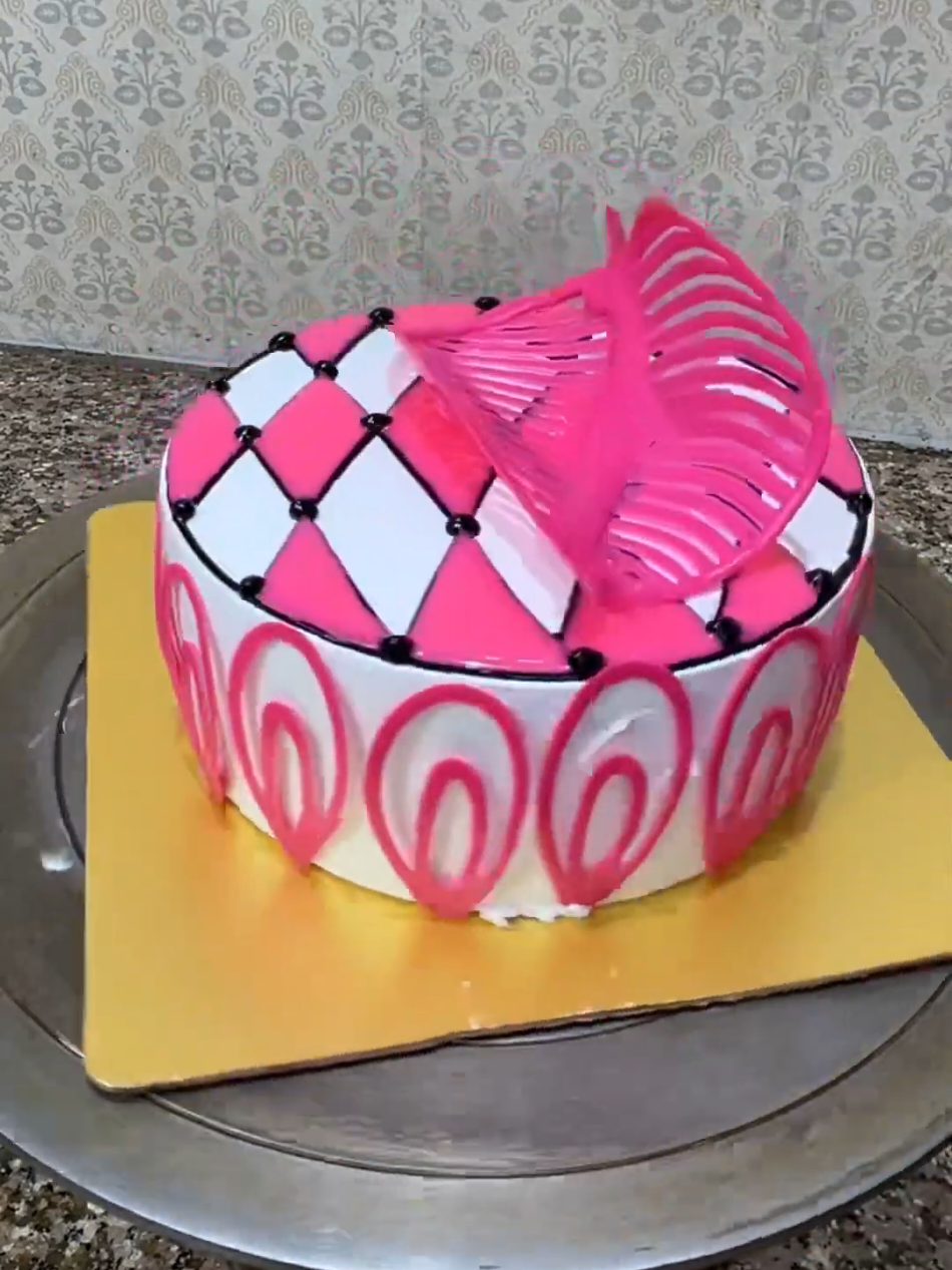 Most Satisfying Cake Design And Chocolate Garnish#chocolate #viralditiktok #cakedecorating #trendingvideo 