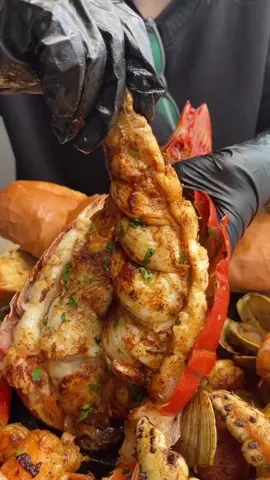 Crayfish & Creamy Dip 😍 #fyp #recipes #crayfish #ashseafoodhall #Quality #Freshness #Affordability