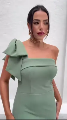 Vestido Mídi 1 Laço Tubinhos- Plus Size - Casamento / Chá revelação / Noiva Civil / Batizado/ Festa / Formatura ! #vestidosmidi #vestidos 