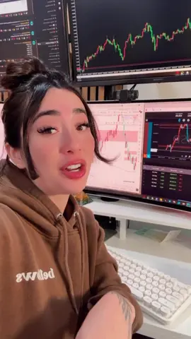 $4.6k to $108k in 2 weeks!!! I’ve done various account flips in a short amount of time in the past, I have many posts about it on my profile from $1-2k deposits and taking it to $40-60k max then withdrawing it! THIS is the first time I push to $100k cause why not….? This is a result of HARD mental work… and sure some good chart work… NEVER GIVE UP!  #daytrading #xauusd #forex #futurestrading #tradingstrategy #tradingsignals #profitconscious #cryptoworld