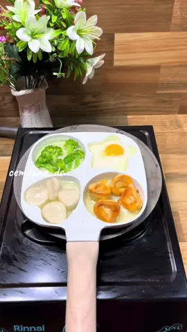 Rekomendasi Teflon 4 lubang  #ceploktelur #idebekal #teflonantilengket #teflonserbaguna 