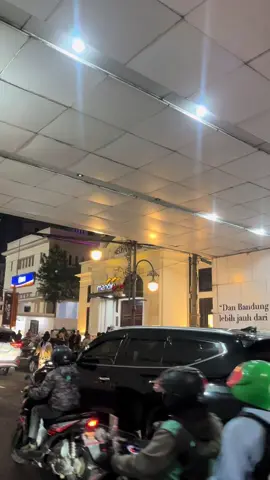 🤍🤍#bandung #braga #bandunghits 