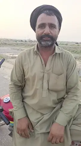 السلام وعلیکم سب دوستوں سے اپیل ہیں کے جتنا ہوسکے یے ویڈیو شیر کرے تاکے اعلی افسران تک پہنچے اور ہمیں انصاف مل سکے شکریہ ♥️♥️