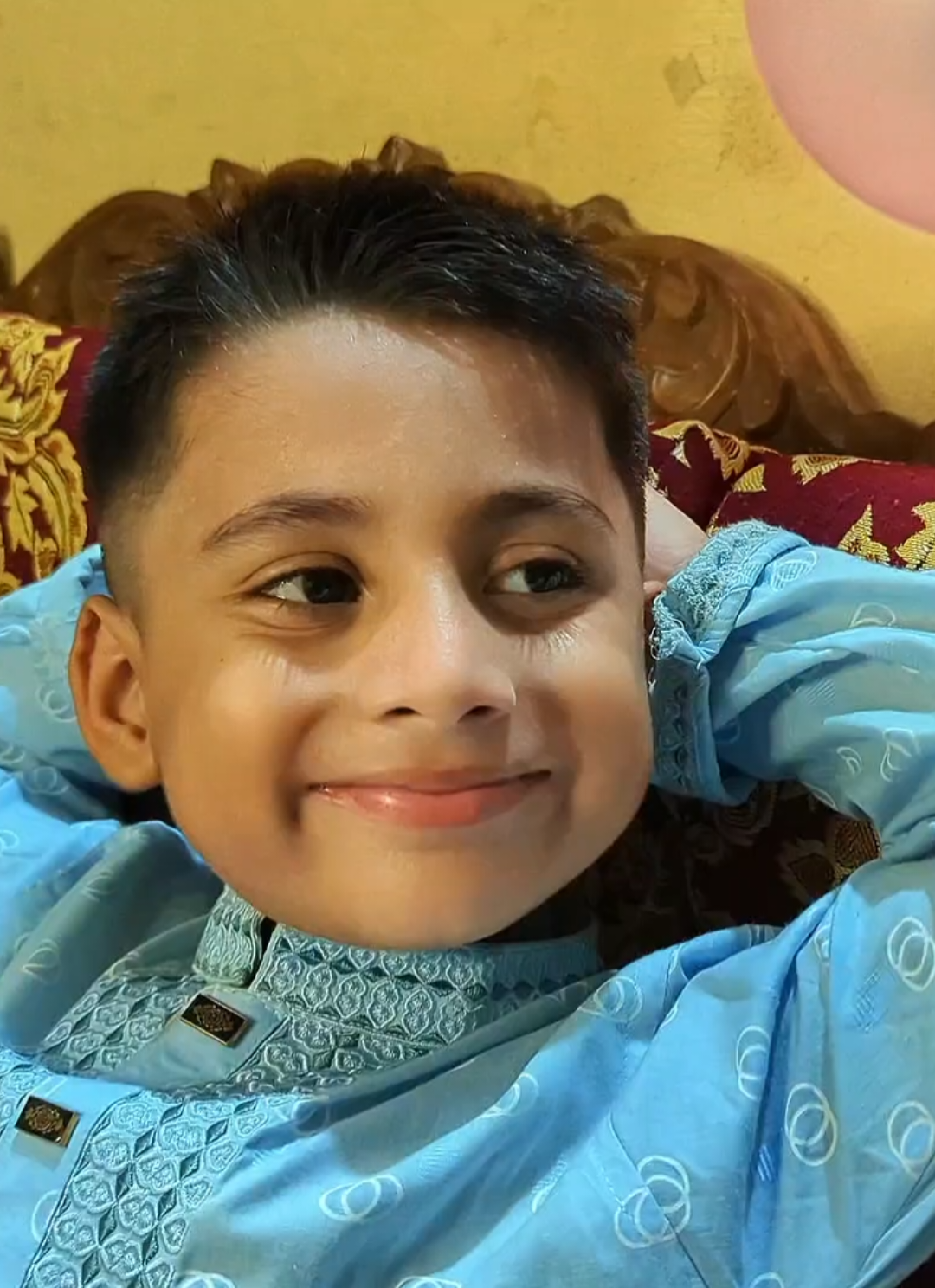 জন্মদিনে গিফট ছাড়া কাউকে ঢুকতে দিলো না তনুশ😐শুভ জন্মদিন তনুশ(২৩ জুলাই)..💝🥳 #naterguru 