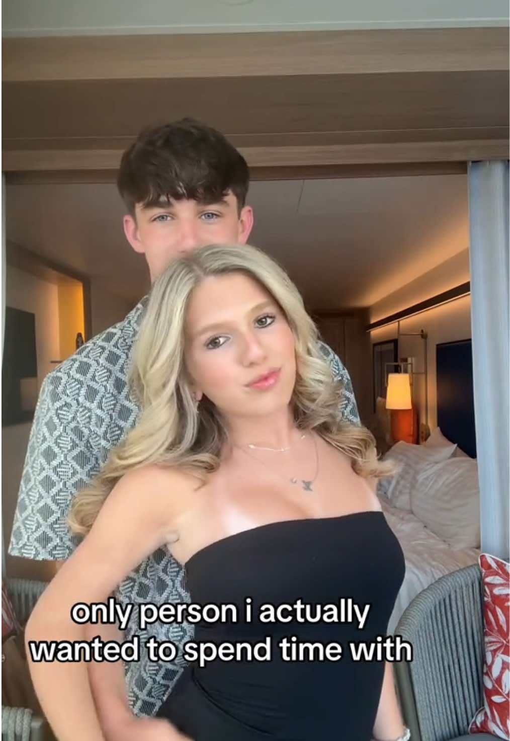 miss u #royalcaribbean #cruiselife #misshim#Summer #fyppppppppppppppppppppppp#cruise#gocrazychallenge#imissyou#aye#yesss#funnyvideo @Royal Caribbean @Icon of the Seas 