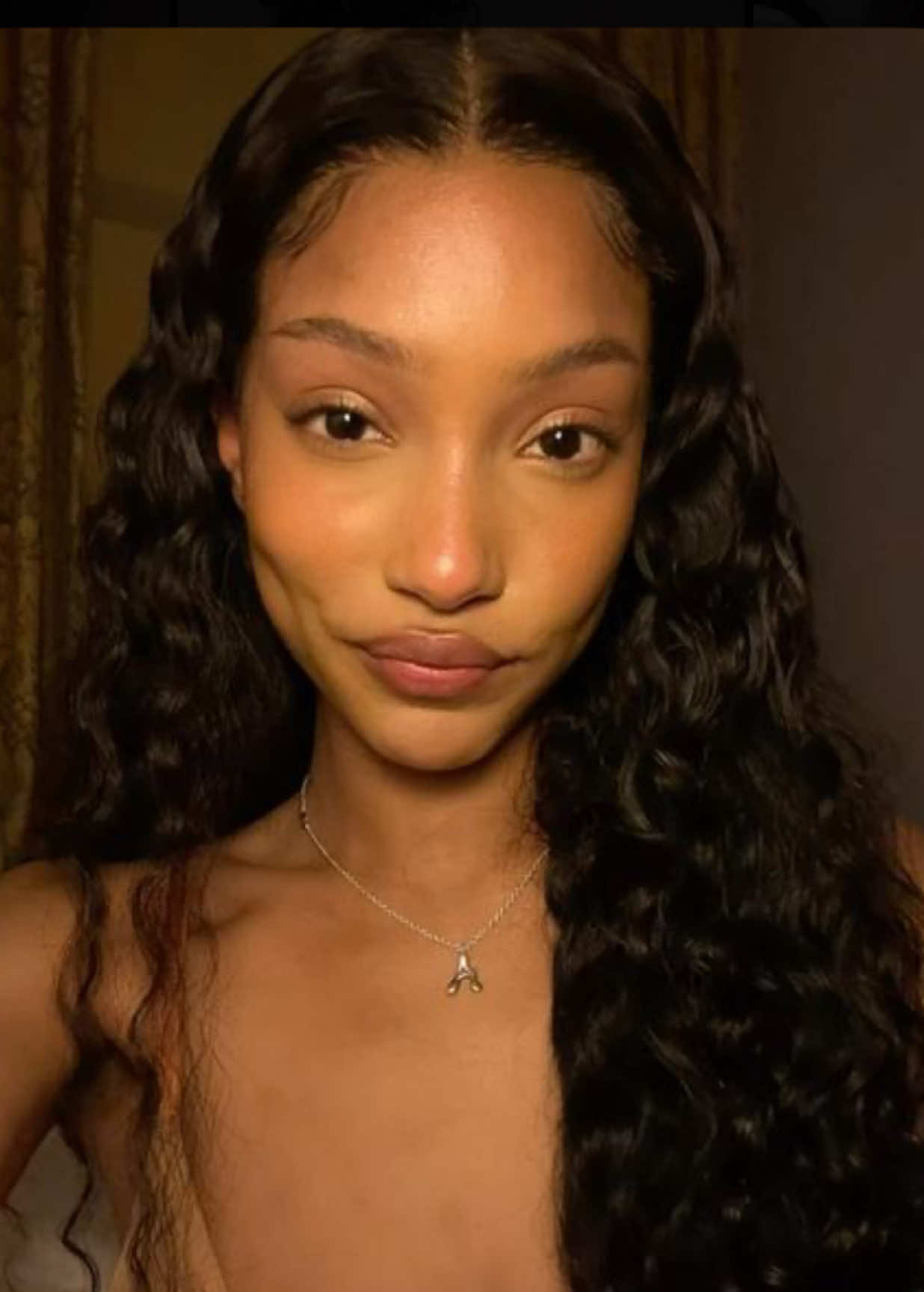 Sculpted face subliminal #selfconfidence #subliminals #bambi #doeeyes #affirmations #safe #viral #longeyelashes #manifestation #angel #happylife #victoriasecret #cutiepie #bodytea #desiredface #beauty #fyp #fypシ #GlowUp #affirmation #sculptedface 