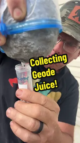 See geode juice results at @MassSpecEverything Geode came from The Fabulous Keokuk Geode site in Missouri #enhydrogeode #geodewater Extracting water from a geode with a drill and then having analyzed to see what’s in the geode water 