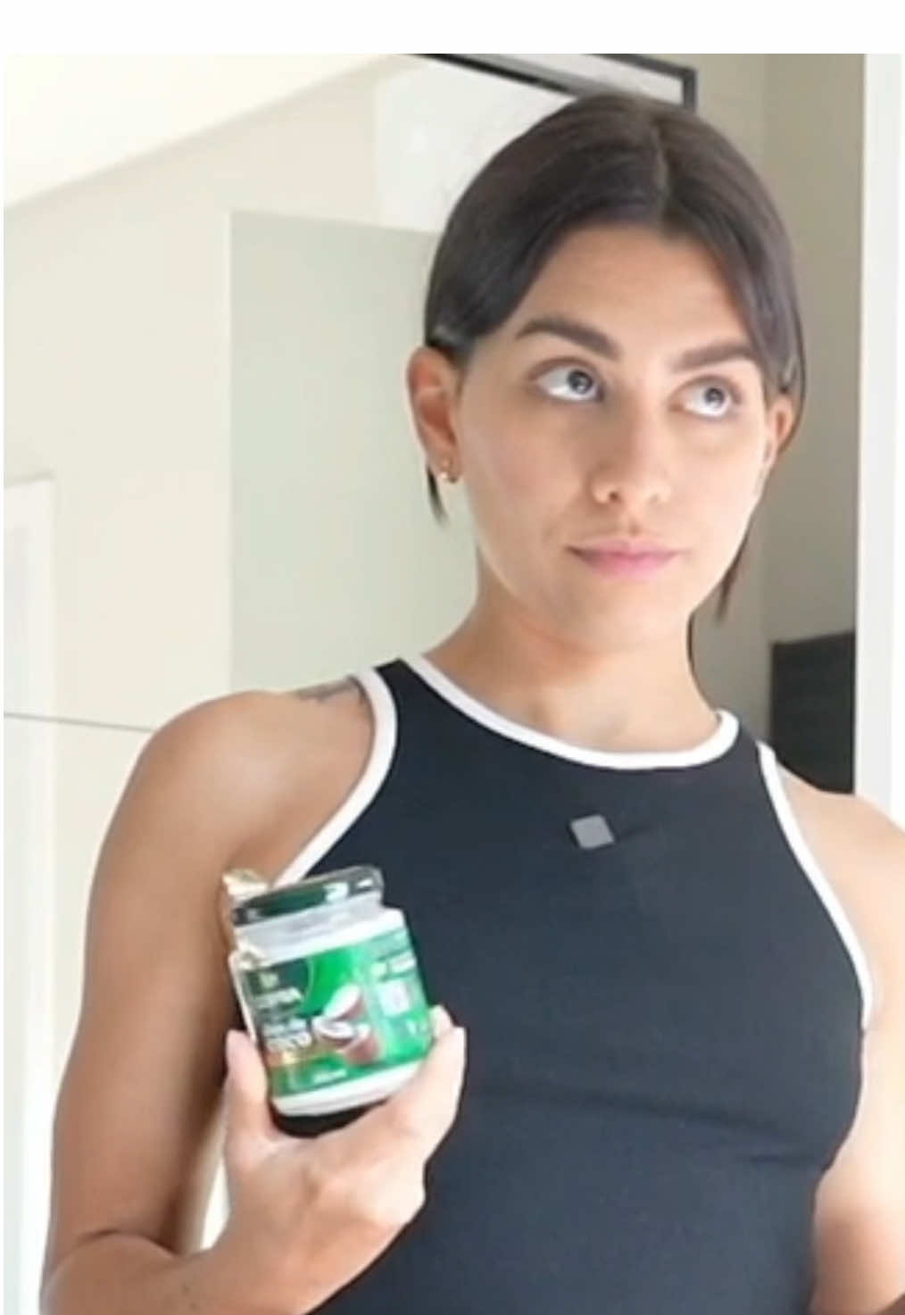 Una toalla y aceite🧴