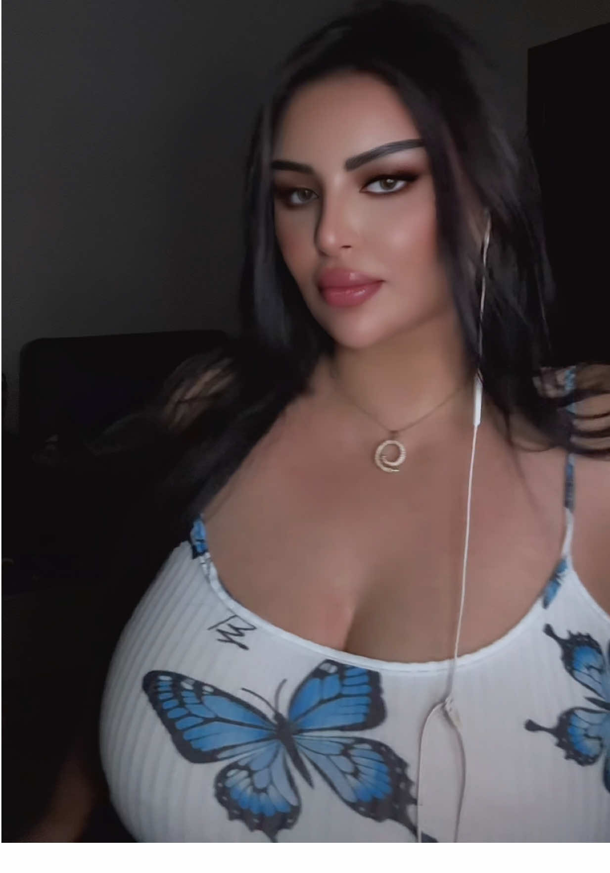 #اكسبلور #foryou #explore #شيماء_علام #creatorsearchinsights #اكسبلورexplore #chayma_allamشيماءعلام #الشعب_الصيني_ماله_حل😂😂 #جميلات_التيك_توك #لايف #دبي #الكويت #العراق #المغرب🇲🇦تونس🇹🇳الجزائر🇩🇿 #فولو🙏🏻لايك❤️اكسبلور🙏🏻🌹💫 #foryoupage #like #Hammel 