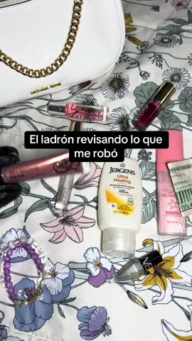 Son cosas de lindas✨ #girls #fyp #parati #lipgloss #foryoupage 