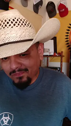 #drunkonaplane#lipsync  #dieksbentlehwhiskeyrow  #countrymusic #ariat#yazzi #enjoy #navajotiktok #navajonation 
