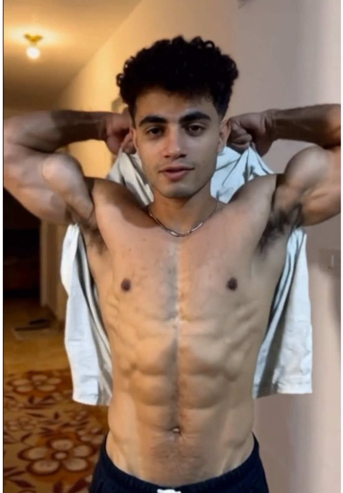 بقيت بطير😳 @PolloAi Tag #polloai #trending#fyp