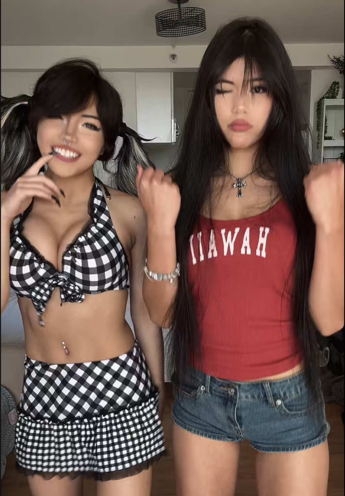 who u choosing hahah ft @ariwillkillu  #fyp #wasian 