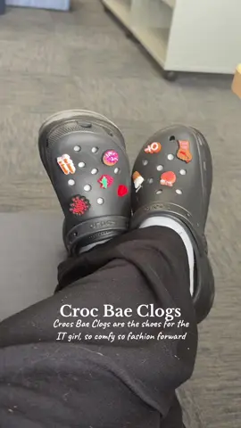 Serving height, comfort, and attitude in one step 🐊✨ These Crocs Bae Clogs are not for the shy—chunky, bold, and unapologetically cute. #CrocsBae #ChunkyStyle #ComfyButMakeItExtra #CrocTok #StatementShoes 