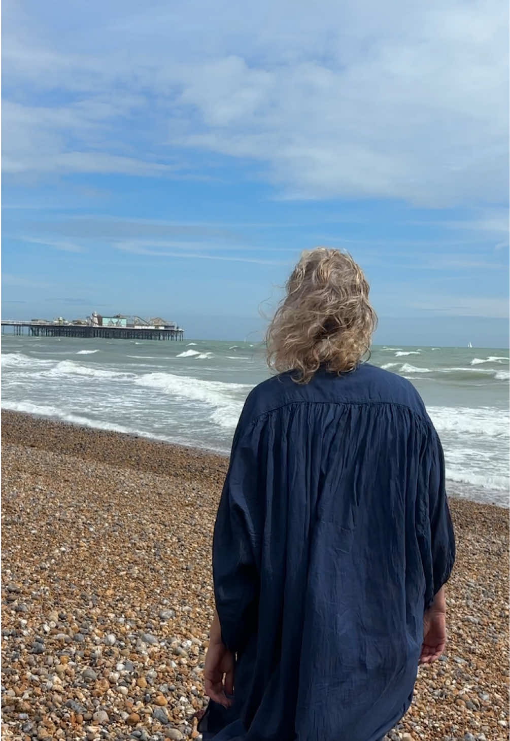 Summer in Brighton in our Freja dress queen?☀️  #SummerFashion #sea #fashion #scandinavianstyle #summerdress 