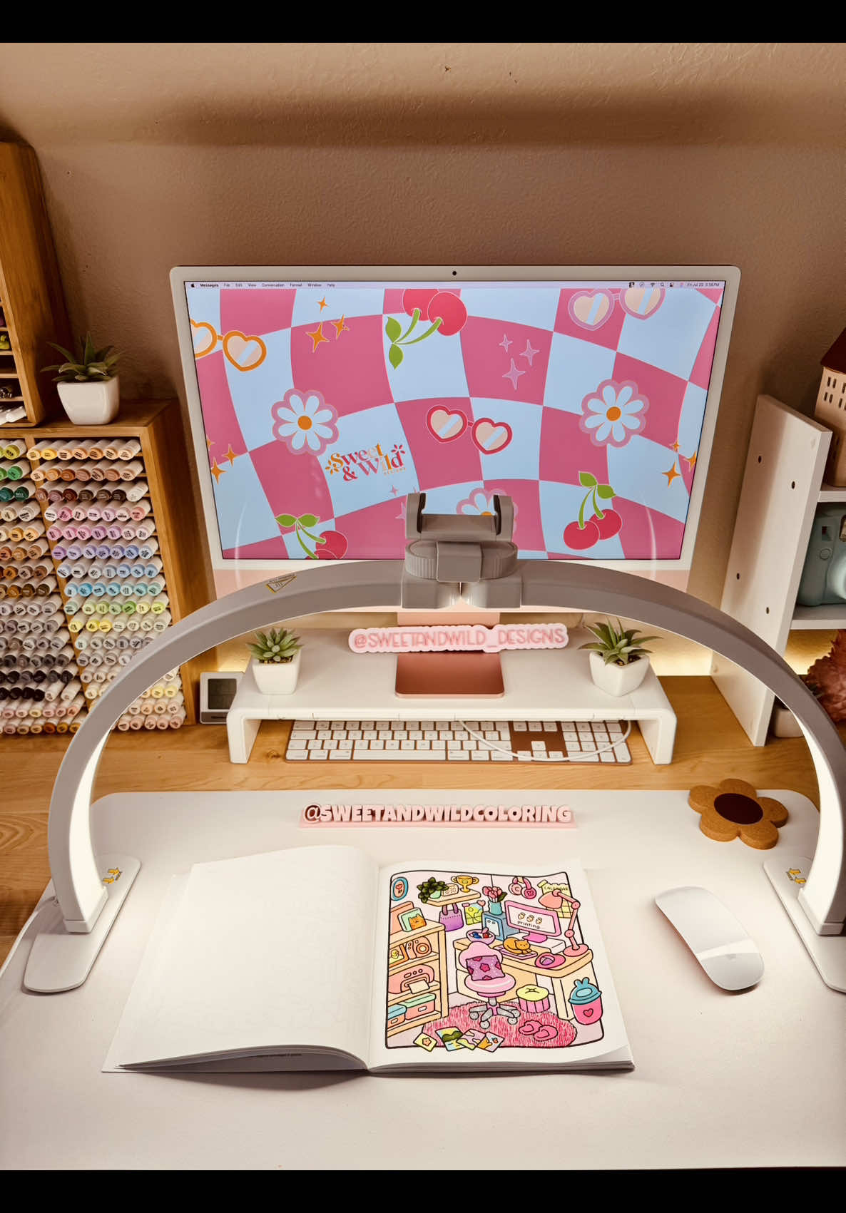 So excited for my new foldable half moon desktop light. Can’t wait to make better videos while coloring.  #colortok #SweetAndWildColoring #ColoringTime #ColoringCommunity #ColoringForFun #coloringbooks #fyp #ypfッ #fypジviral #fypppppppppppppppppppppp #trending #trend #viral #iwanttogoviral #homeoffice #viralvideo 