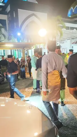 Sekitar Keberangkatan Pulang Tuanku Sultan Pahang, Tengku Ampuan Pahang, Tengku Mahkota Pahang. Daulat Tuanku. #sultanpahang #tengkuampuanpahang #tengkumahkotapahang #tengkuhassanal #pahangroyalfamily #rajaberjiwarakyat #rajadanrakyatberpisahtiada #daulattuanku 