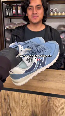 Hola 👋🏻 ubícanos en ⤵️ 📍Av 28 de Julio 308 - Jesus Maria  👉 970696049 📍Av Primavera 264 INT 237 segundo nivel - Surco 👉 970522245 📍CC Colonial Market INT B081 - Bellavista Callao  👉 974435263 En nuestro Instagram puedes ver todo nuestro trabajo 👟❤️ #limaperu🇵🇪 #streetwear #offwhite #nike #adidas #gamuza #zapatillasperu 