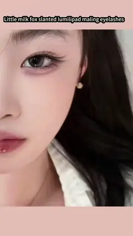 Lông mi chọn đúng, nhan sắc tăng gấp đôi! Tự mang tai mắt trong trẻo nhưng lạnh lùng hồ hệ! Ba cụm đơn giản là có thể dễ dàng thay đổi hình dạng mắt! Thật sự siêu tự nhiên đẹp mắt! Tình yêu đích thực # lông mi giả # lông mi cáo # lông mi chia sẻ # tiên nữ thiết yếu