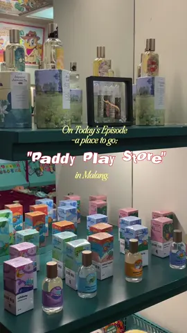 strolling around kayutangan street and found this new gem! @Paddy Playstore 💘🤩 #malangplacestogo #kayutanganmalang #paddyplaystore #malang #fyp 